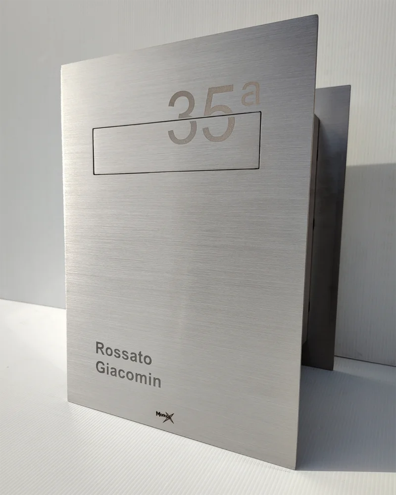 Mylbox cassetta postale con citofono numero 61