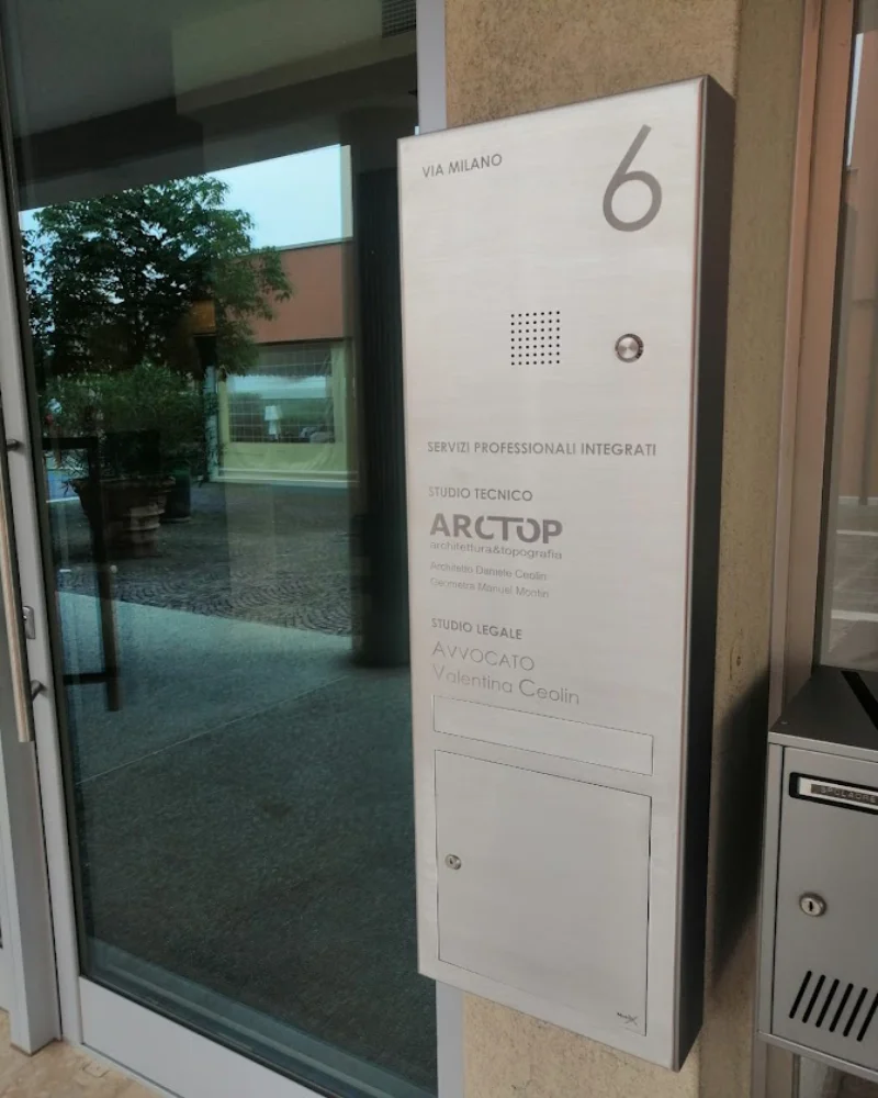 Mylbox cassetta postale con citofono numero 61